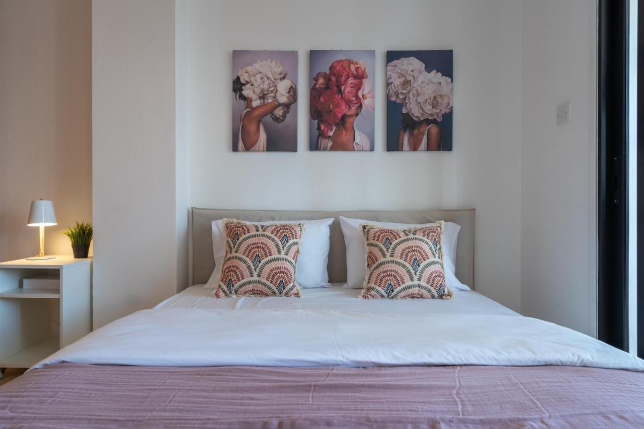 Polyn 1- Bedroom Apartment In ラルナカ エクステリア 写真